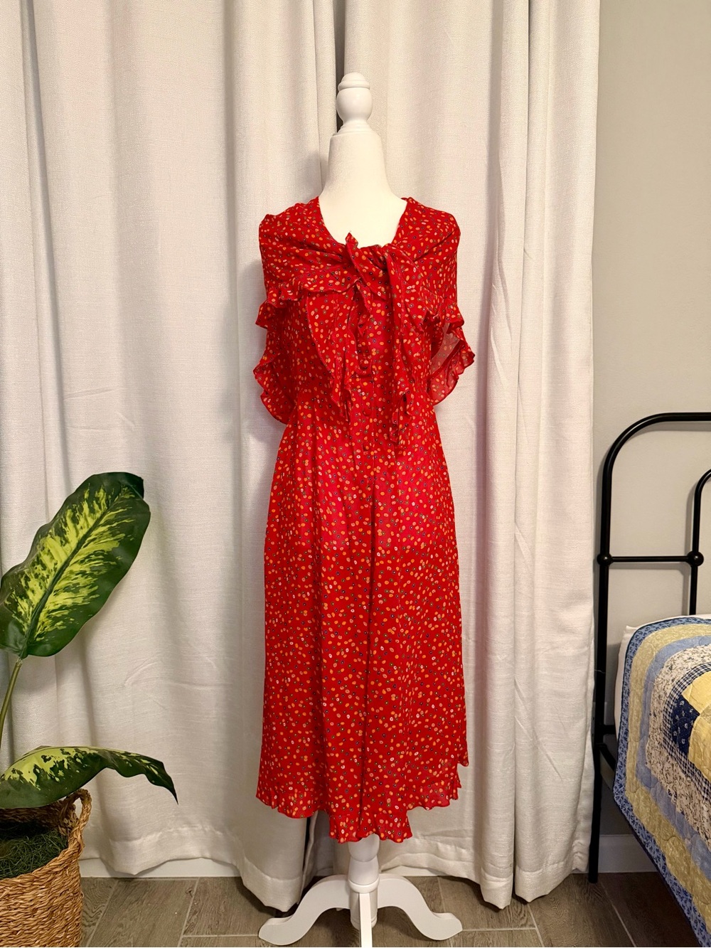 Vintage 1970s Albert Nipon Red Floral Midi Dress | ILGWU Made in USA